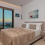 Villa Infinito *
